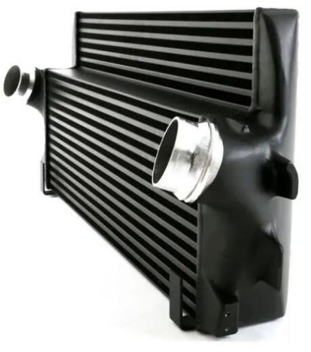 Bild på Intercooler - BMW 5/6/7 F Series Performance Intercooler Kit