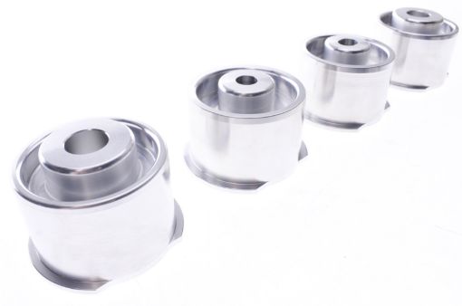 Bild på BMW E46/E46 M3/Z4 E85/Z4 E86/Z4M bakvagnsbussningar i aluminium