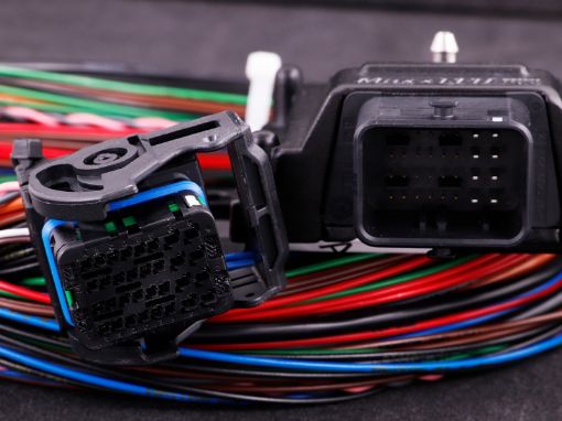 Bild på MaxxECU MINI STANDARD (ECU, harness and accessories)
