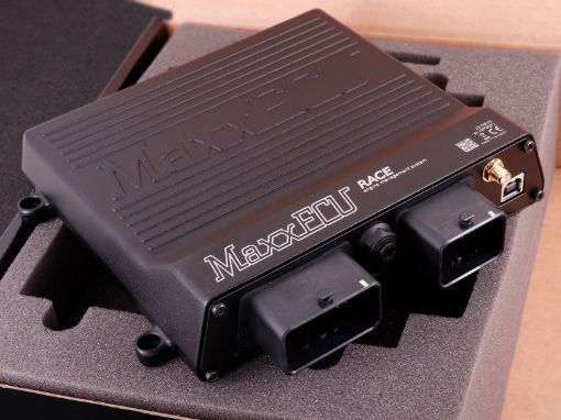 Bild på MaxxECU RACE unit with no accessories in box