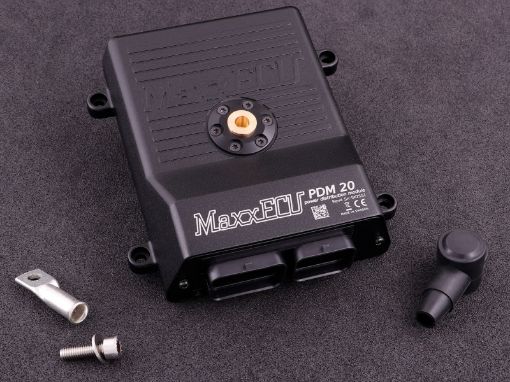 Bild på MaxxECU PDM20 with accessories