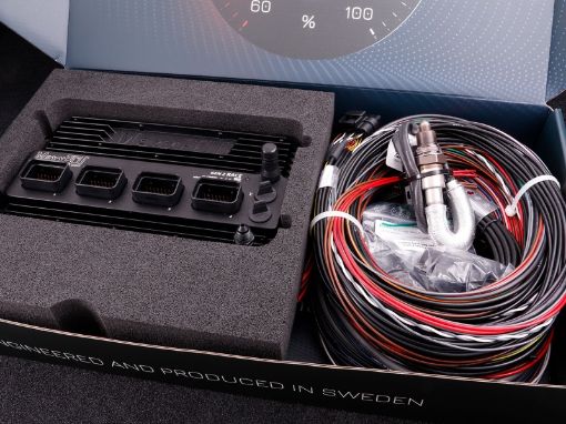 Bild på MaxxECU GEN2 RACE, with LSU 5.2, flying lead install kit